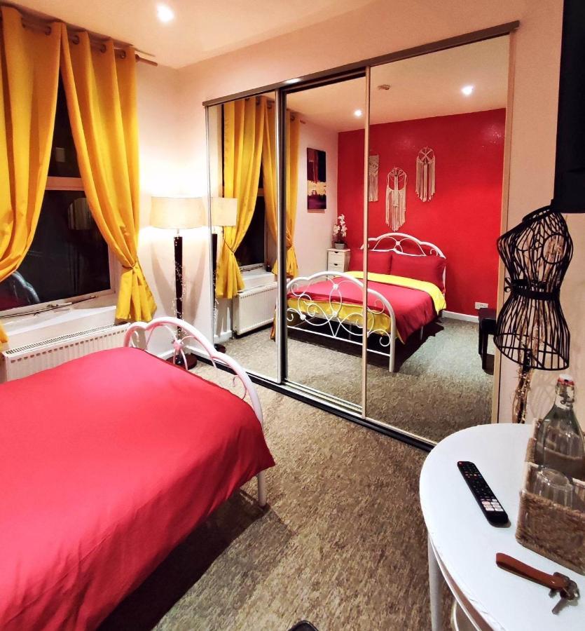 Double Room Lgbt Λονδίνο Εξωτερικό φωτογραφία