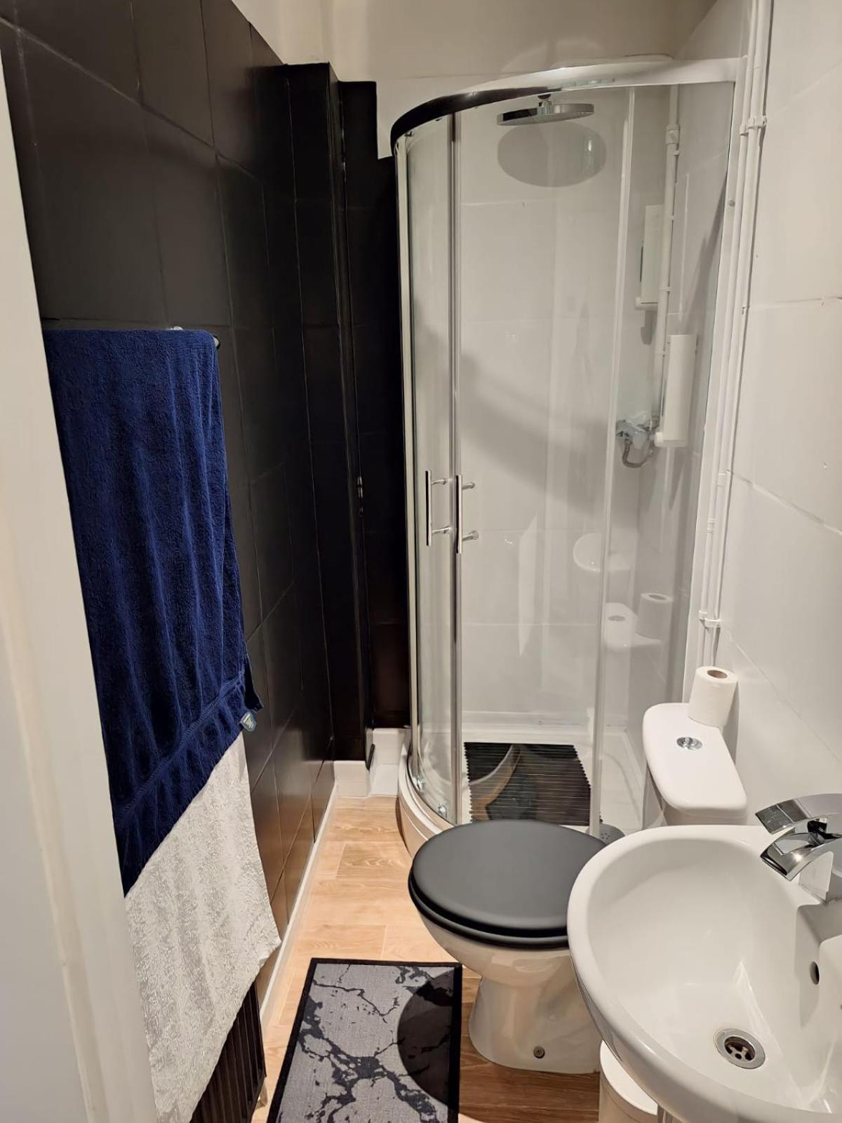 Double Room Lgbt Λονδίνο Εξωτερικό φωτογραφία